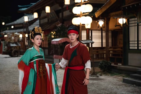 中国ドラマ「無憂渡～瞳に映った真実の愛～」場面写真。「桃花」シリーズのリン・ユーフェン（林玉芬）が総監督を務めた