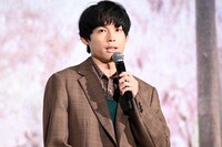 実写映画「秒速5センチメートル」舞台挨拶に登壇した松村北斗