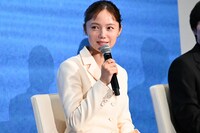 実写映画「秒速5センチメートル」舞台挨拶に登壇した宮﨑あおい