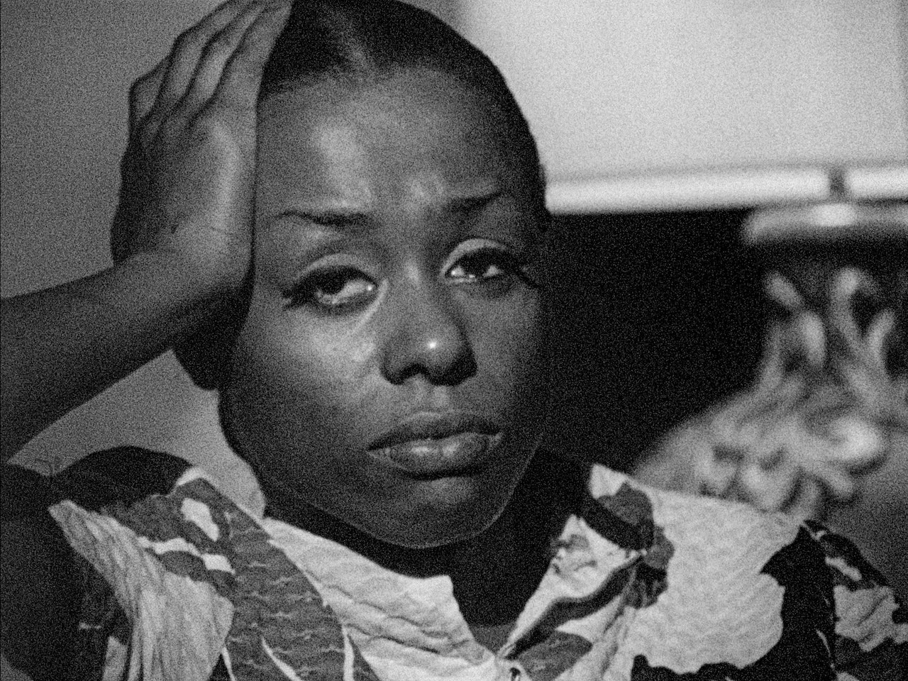 「キラー・オブ・シープ」場面写真。主人公スタンの妻 ©1977 Charles Burnett ©2025 Milestone Film & Video for KILLER OF SHEEP