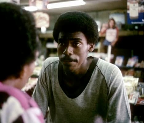 「マイ・ブラザーズ・ウェディング」場面写真。主人公ピアース ©1983 Charles Burnett ©2025 Milestone Film & Video for MY BROTHER'S WEDDING