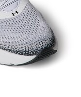 UNDER ARMOURのUA Infiniteモデル