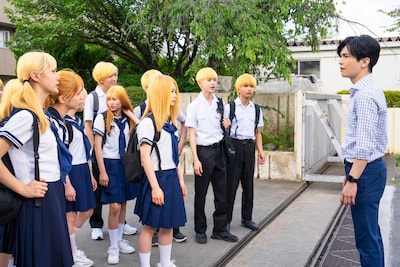 「金髪」場面写真