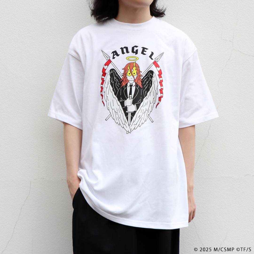 劇場版「チェンソーマン レゼ篇」ナタリーストアオリジナルTシャツホワイトの着用イメージ
