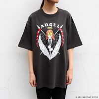 劇場版「チェンソーマン レゼ篇」ナタリーストアオリジナルTシャツスミクロの着用イメージ