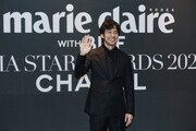 BIFF with Marie Claire Asia Star Awardsに出席した西島秀俊