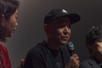 第30回釜山国際映画祭にて、「Dear Stranger／ディア・ストレンジャー」の舞台挨拶に登壇した真利子哲也