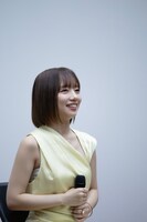 第30回釜山国際映画祭にて、「恋愛裁判」舞台挨拶に登壇した齊藤京子