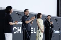 第30回釜山国際映画祭での「恋愛裁判」野外グリーティングの様子