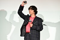 “10秒体感チャレンジ”に挑む染谷将太。結果は「10秒65」