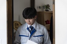 「俺ではない炎上」長尾謙杜演じる青江がしょんぼりするシーン