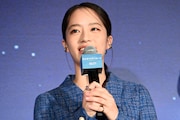 映画「ストロベリームーン 余命半年の恋」完成披露試写会に登壇した池端杏慈
