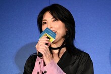 映画「ストロベリームーン 余命半年の恋」完成披露試写会に登壇した田中麗奈。桜井萌の母親・桜井美代子を演じている