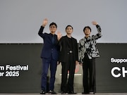 第30回釜山国際映画際で9月21日に行われた「国宝」オープントークの様子。左から李相日、吉沢亮、黒川想矢