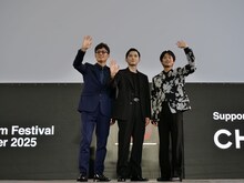 第30回釜山国際映画際で9月21日に行われた「国宝」オープントークの様子。左から李相日、吉沢亮、黒川想矢