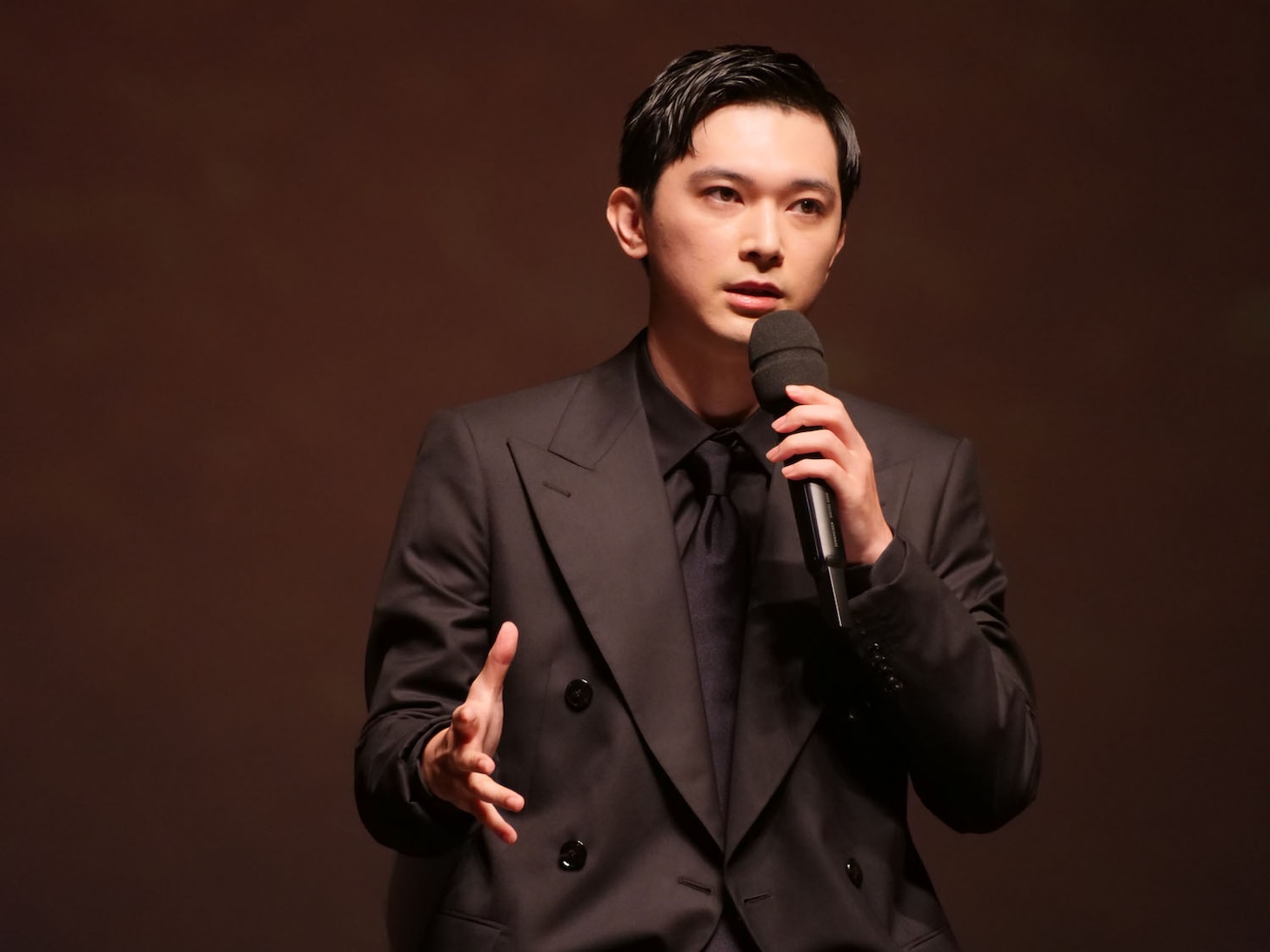 第30回釜山国際映画際で9月20日に行われた「国宝」舞台挨拶にて、吉沢亮