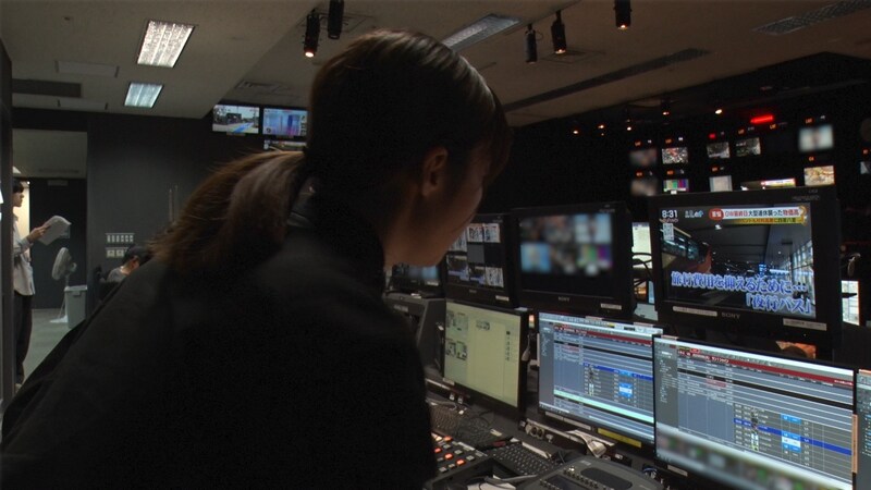 「当事者たち。～フジテレビ入社4年目の記録～」より。情報番組で働くディレクターの姿