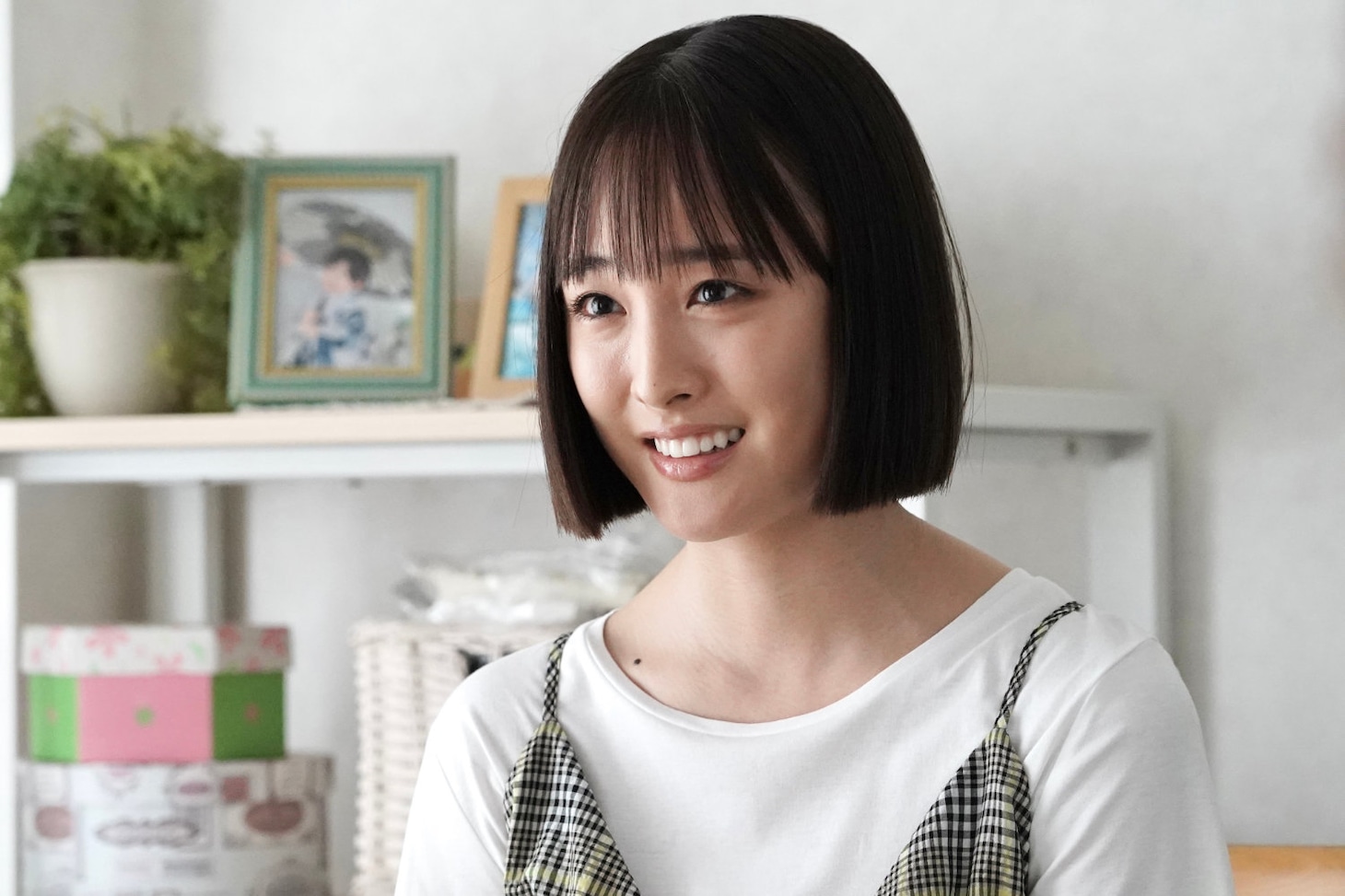 河井優奈役の大友花恋