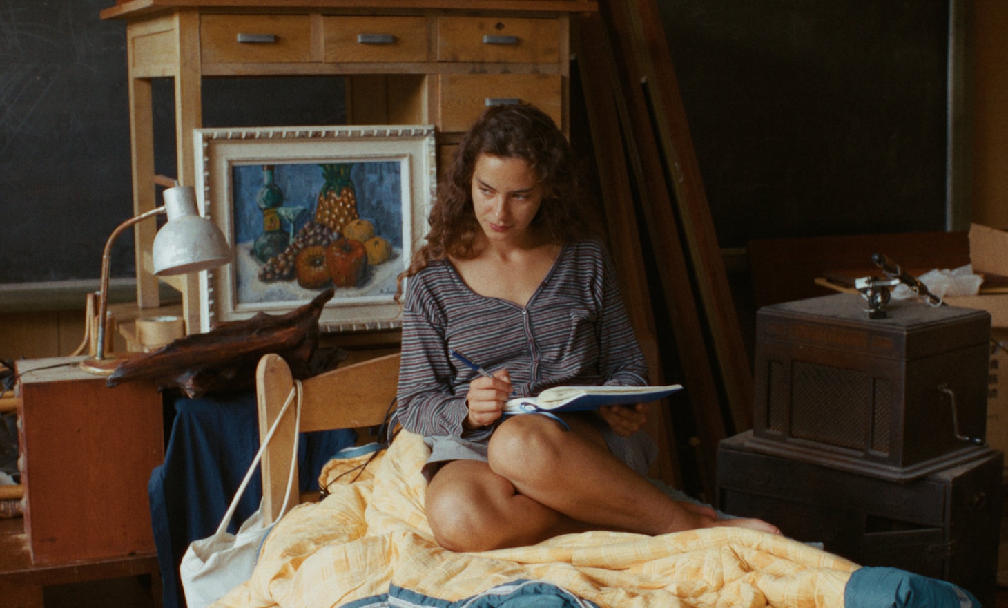 「August in Blue」場面写真 ©Tokyo University of the Arts Graduate
School of Film and New Media