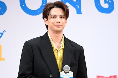 映画「（LOVE SONG）」ジャパンプレミアに登壇した森崎ウィン。海外勤務を命じられた真面目すぎる研究員・ソウタを演じた