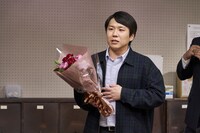 クランクアップを迎えた秋山寛貴（ハナコ）