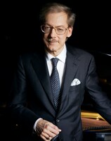 スタニスラフ・ブーニン。2013年に闘病のため表舞台から姿を消し、2022年に復帰を果たした