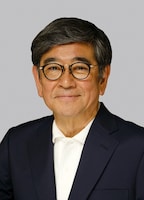 ドラマ「終活シェアハウス」で元編集者・沼袋豪を演じる石坂浩二