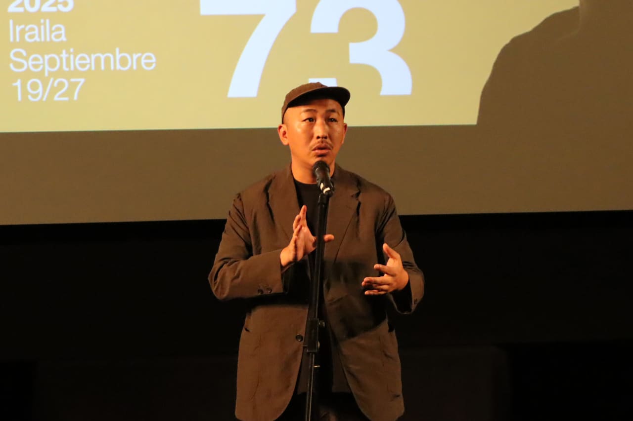 第73回サンセバスチャン国際映画祭のQ&Aに登壇した三宅唱