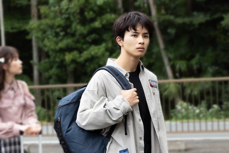 「地獄は善意で出来ている」場面写真。草川拓弥演じる高村樹