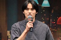 ドラマ「シナントロープ」記者会見に登壇した水上恒司