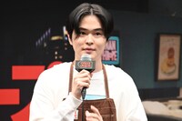 ドラマ「シナントロープ」記者会見に登壇した望月歩