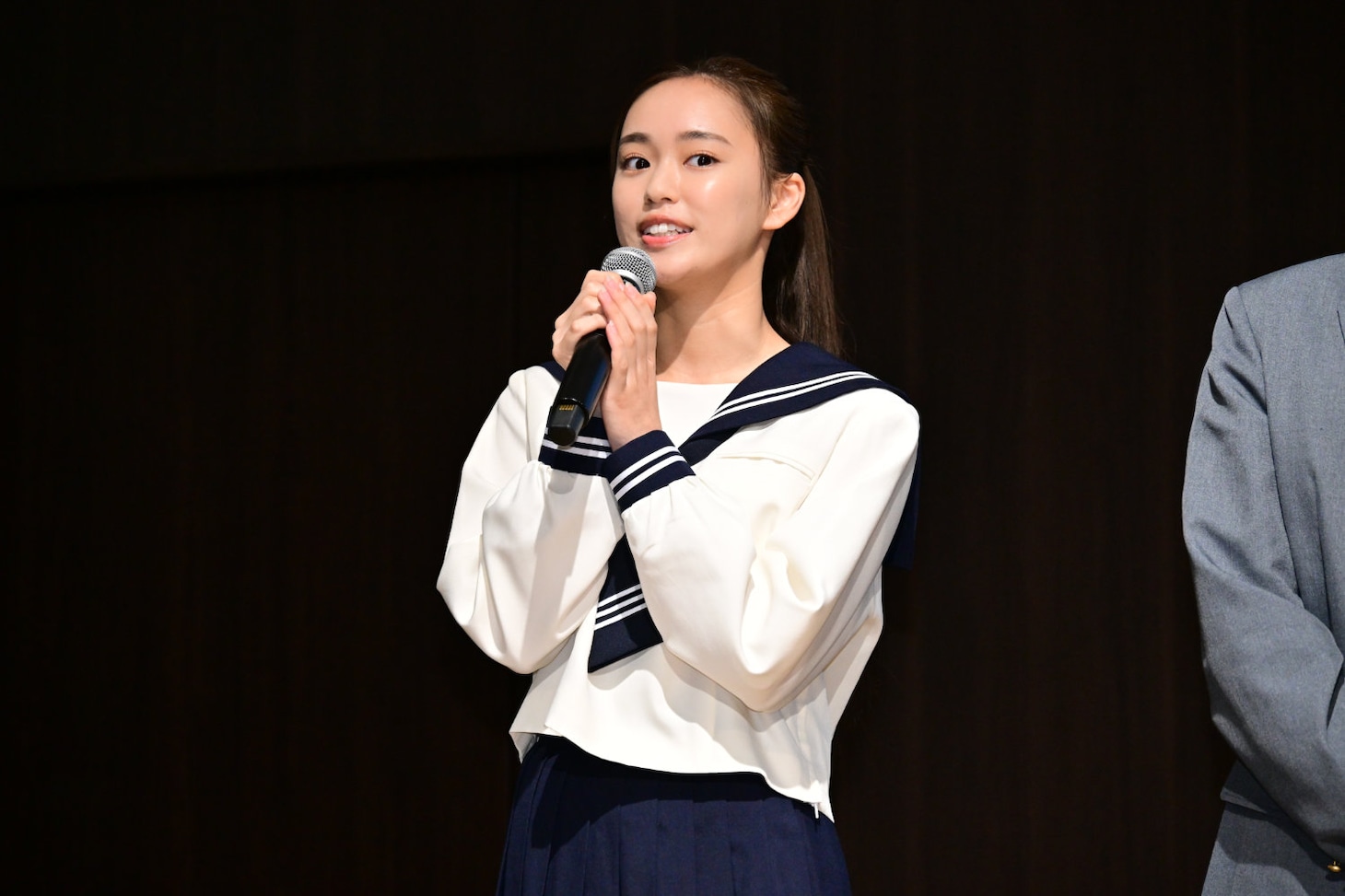 「すべての恋が終わるとしても」制作発表会見に出席した大塚萌香