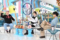 「A-Studio+」10月3日放送回の収録の様子。左から笑福亭鶴瓶、生田絵梨花、藤ヶ谷太輔