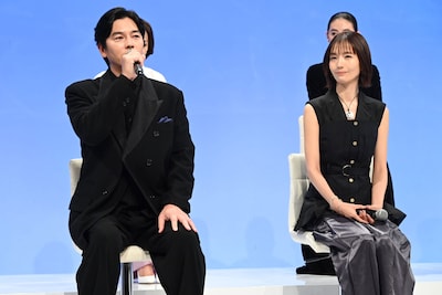 左から要潤、中村ゆり