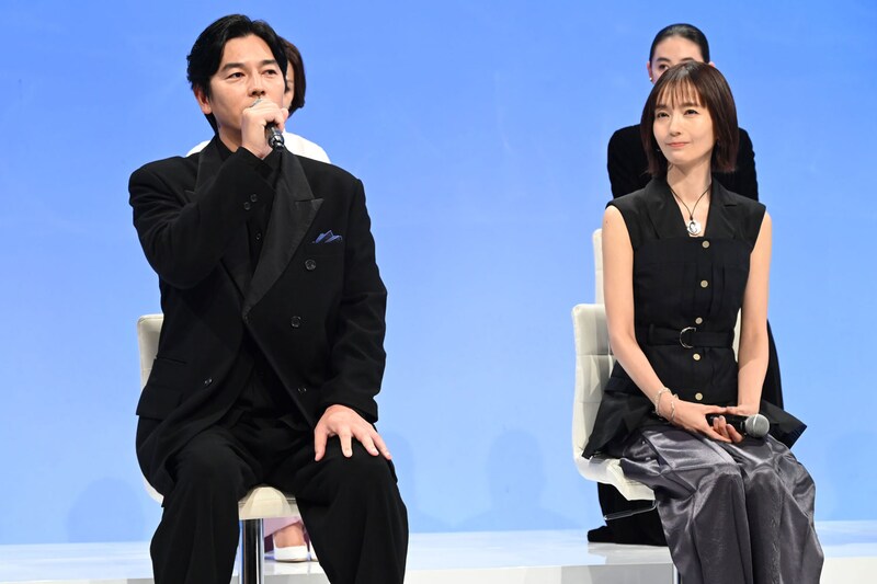 左から要潤、中村ゆり