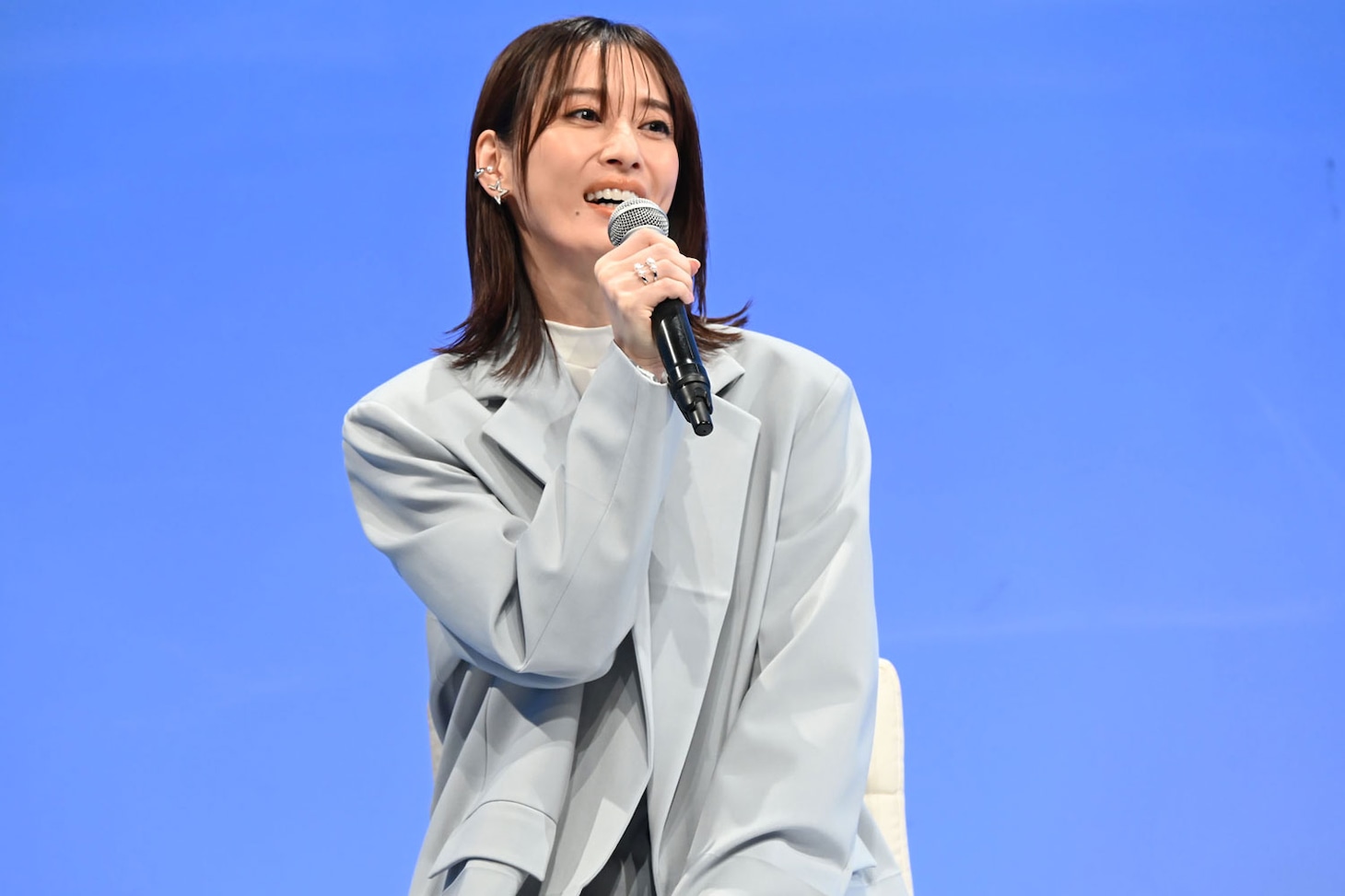 草彅剛、撮影現場でダンスバトル？「終幕のロンド」共演者との和気あいあいエピソード続々