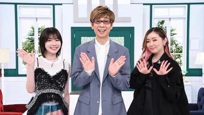 「ビストロボイス」10月3日にリピート放送される回に出演したmilet（左）、山寺宏一（中央）、荒牧陽子（右）