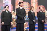 火曜ドラマ「じゃあ、あんたが作ってみろよ」のキャスト。左から前原瑞樹、竹内涼真、夏帆、青木柚