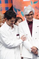 終始仲のよさそうな雰囲気の妻夫木聡（左）と佐藤浩市（右）