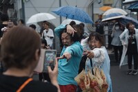 「cinema bird in 石川県奥能登」での仮設住宅訪問の様子