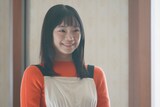 映画「ほどなく、お別れです」古川琴音演じる柳沢玲子。出産を目前に控える中で歩道橋から転落し、腹の子ともども命を落とす