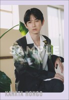 「本郷奏多カレンダー2026」HMV&BOOKS online・HMV店舗・ローソン店頭Loppiでの購入特典となるオリジナルステッカー