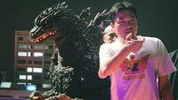 「フェス・ゴジラII 新宿炎上」の監督を務める中川和博