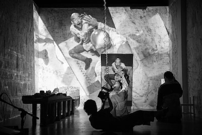 映画版「WE-入口と世界の出口」場面写真