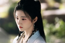 中国ドラマ「四海重明」日本初放送、逃亡中の帝君×毒薬作りの名手が惹かれ合う時代劇
