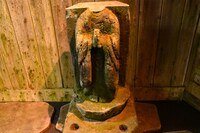 「ホラーにふれる展 －映画美術の世界－」の様子