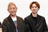 アニメ映画「ホウセンカ」公開記念舞台挨拶に出席した小林薫（左）と戸塚純貴（右）