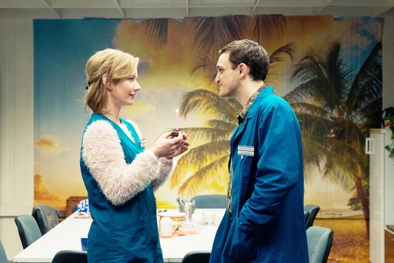 「希望の灯り」場面写真