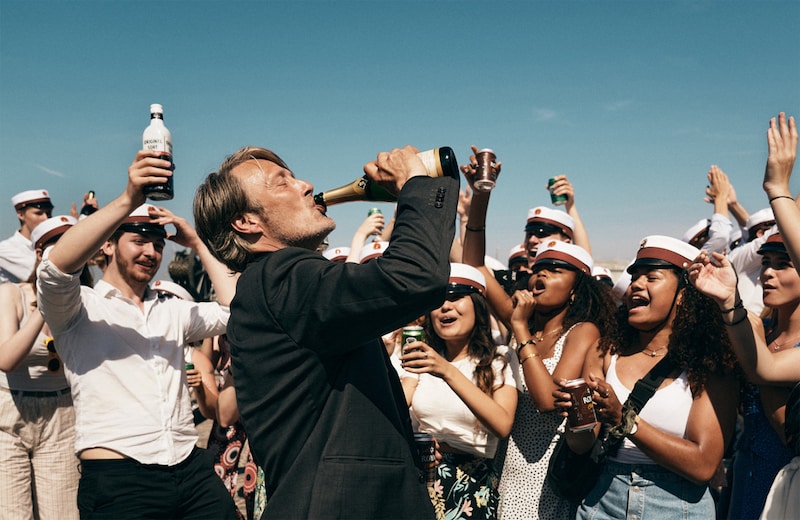 「アナザーラウンド」場面写真 ©2020 Zentropa Entertainments3 ApS, Zentropa Sweden AB, Topkapi Films B.V. & Zentropa Netherlands B.V.