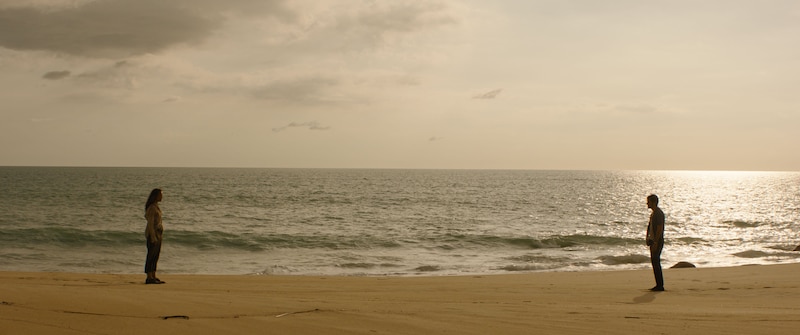 「HELP/復讐島」場面写真
